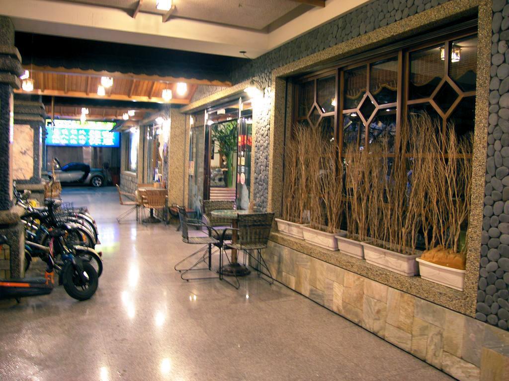 Shankou Hotspring Hotel Jiaoxi Buitenkant foto
